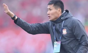 原创
邵佳一是最佳人选!国足主帅二选一:3名中超土帅已报名!