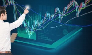 A股全线反弹,“吃肉喝酒”强势领涨,五粮液创历史新高