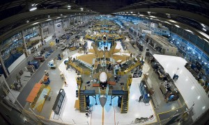 张召忠终于承认了!骗美国拆了F22生产线?16年后,局座终于解开谜底